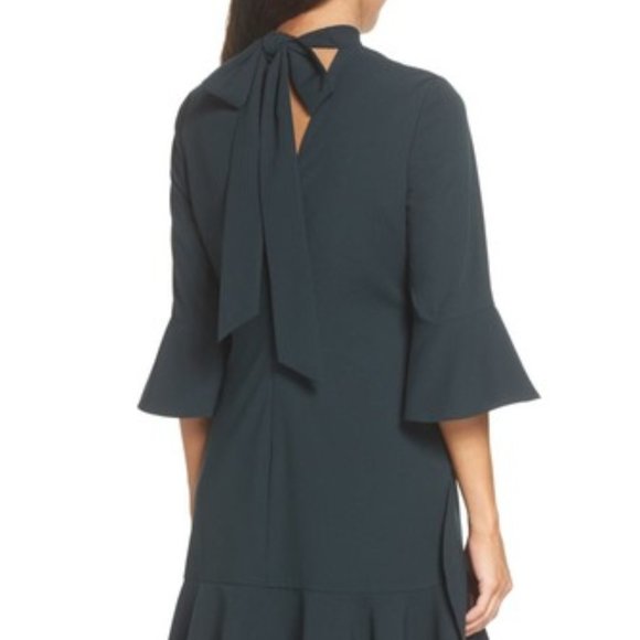 Chelsea28 Green Dress - Picture 2 of 7